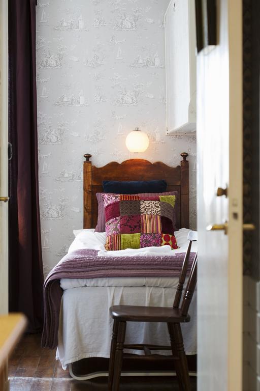 Strandvillan Hotell Och Bed & Breakfast Люсечиль Экстерьер фото