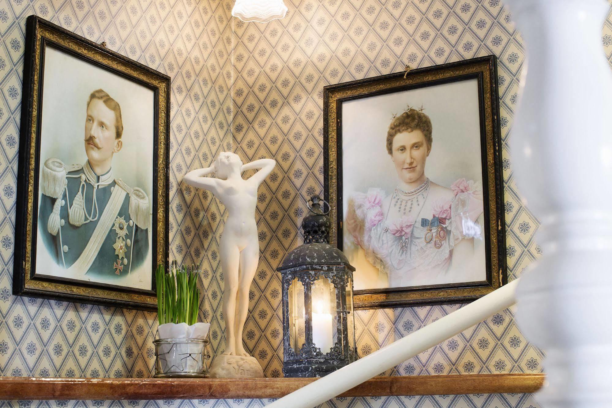 Strandvillan Hotell Och Bed & Breakfast Люсечиль Экстерьер фото